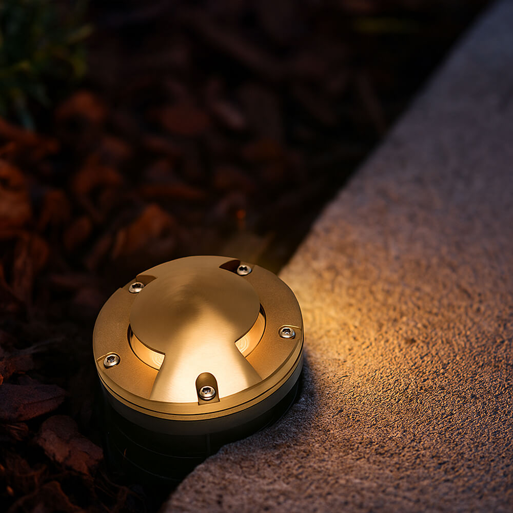 12V 6W Cast Brass Bi-Directional Cover Integrated LED Outdoor In-Ground Well Light - 5" Diameter - OIGL-5I-MR2