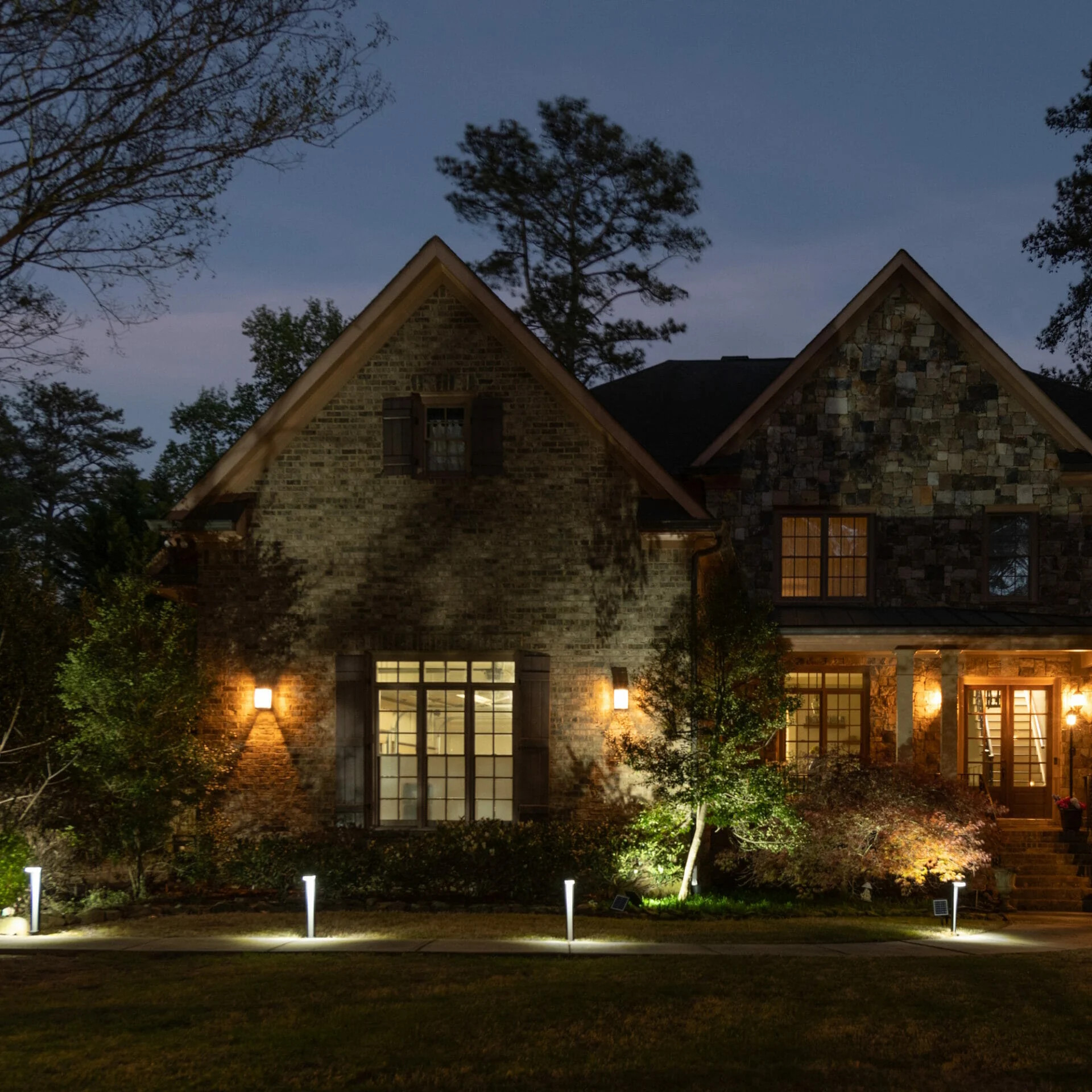 Sentry Modern Solar Landscape and Pathway Light (2 PK)