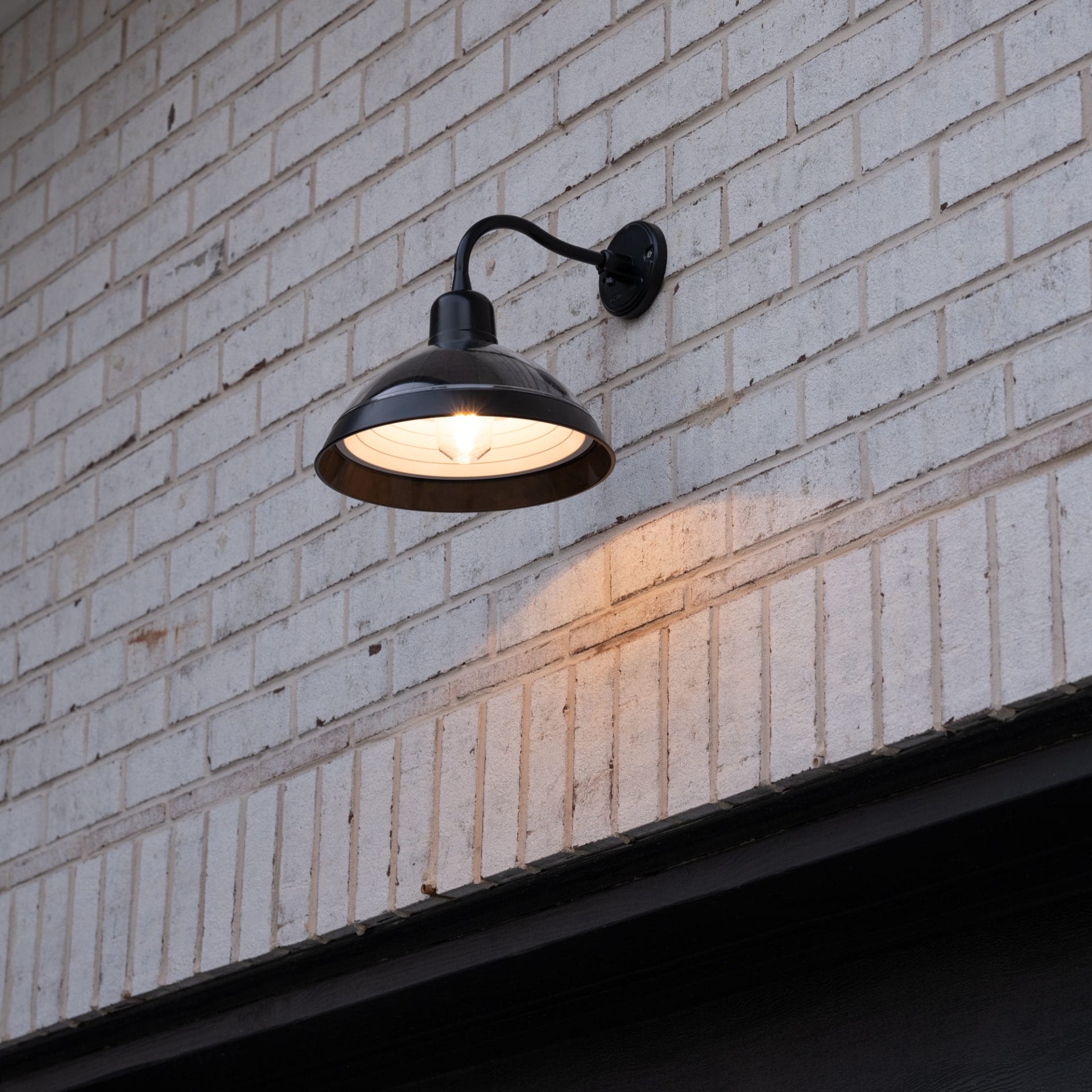 Carriage Solar Barn Wall Light