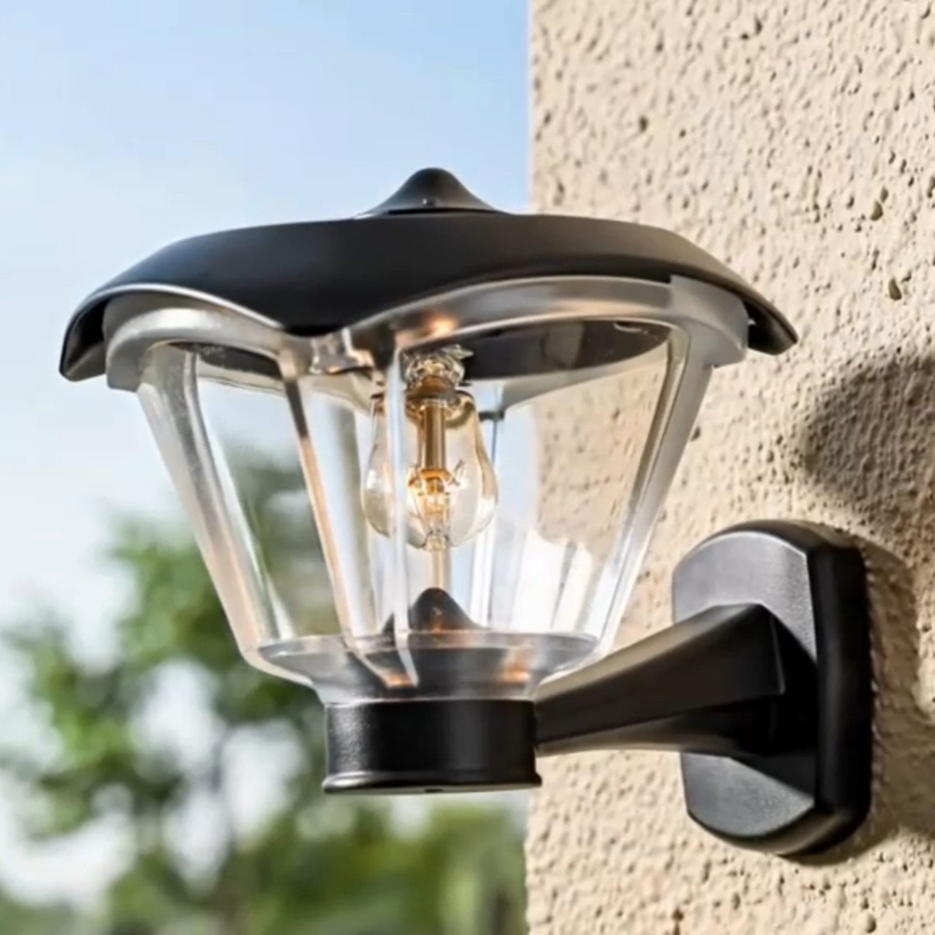 Haven Outdoor Solar LED Light