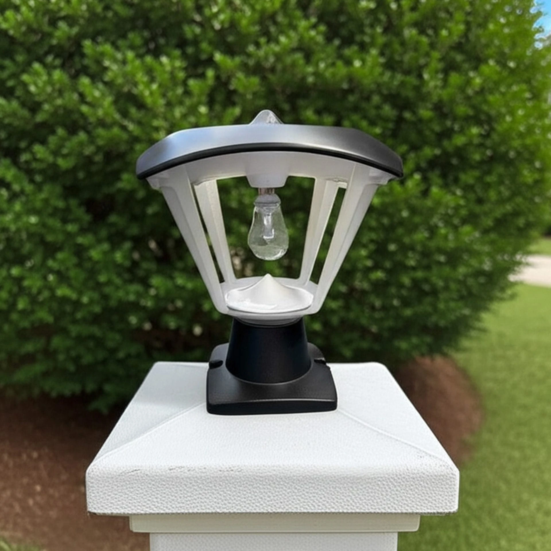 Haven Outdoor Solar LED Light