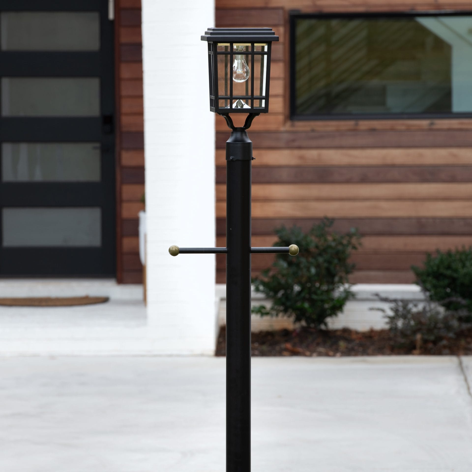 Grand Prairie Bulb Solar Light