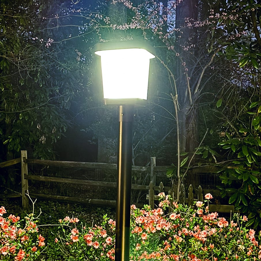 Halo Solar Post Light
