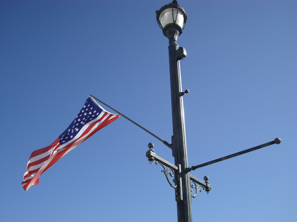 From Dusk Till Dawn: Banish the Darkness with Flag Pole Lighting Solutions