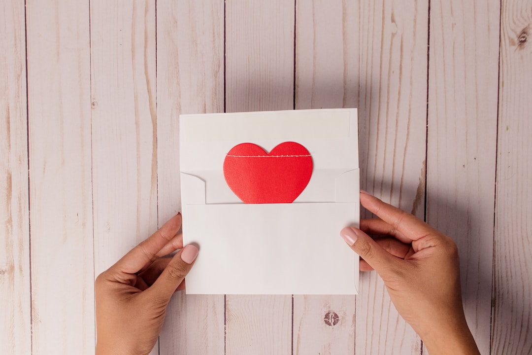 How to Find the Perfect Greeting Card for Any Occasion - The Wonky Tree