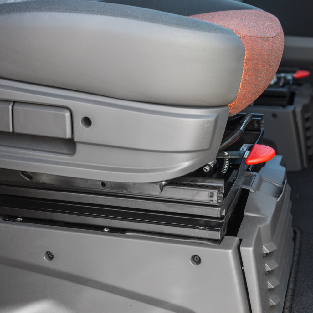 CTA Swivel Seat Baseplate for Ram ProMaster - HEATSO