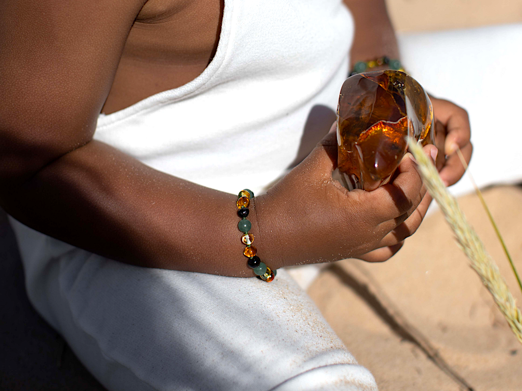 Multicoloured Baltic amber teething bracelet with Aventurine stones for babies UK & Ireland 