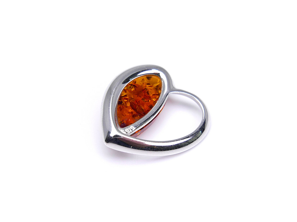 Baltic amber heart-shaped pendant in sterling silver