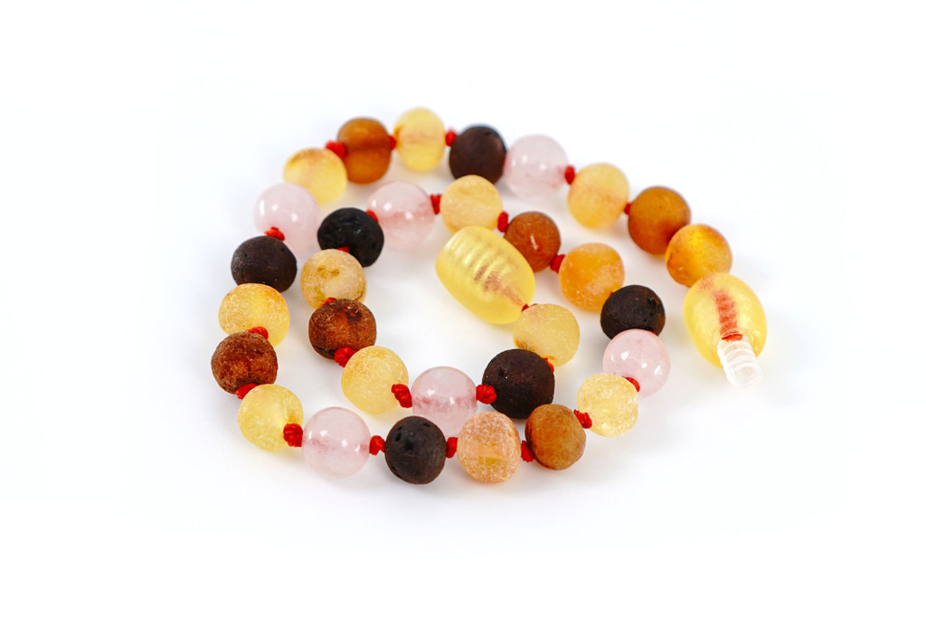 Adult amber bracelet with raw amber and pink quartz beads – natural handcrafted design for everyday style