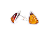 Sterling silver earrings with triangleshape cognac amber
