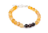 Aquarius Birthday Gift – Baltic Amber Bracelet with Natural Garnet – Handcrafted Children's Zodiac Bracelet Combining Raw Honey Baltic Amber and Deep Red Garnet Beads, Ideal for Children Born Between January 21 and February 18