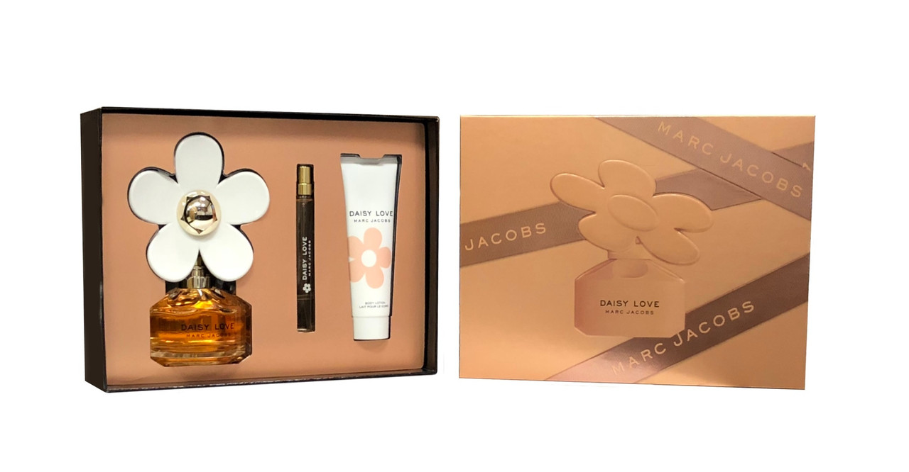 Marc Jacobs Daisy Love Eau De Toilette 3 Piece Gift Set For Women