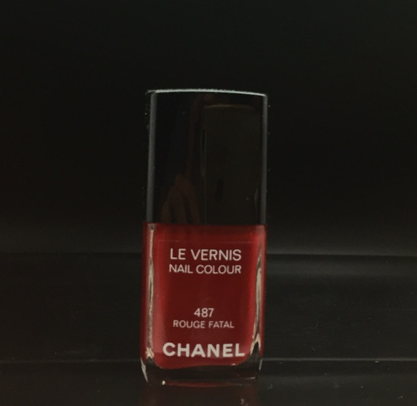 Chanel Le Vernis Nail Colour 487 Rouge Fatal 0.4 oz / 13 ML *UNBOX*