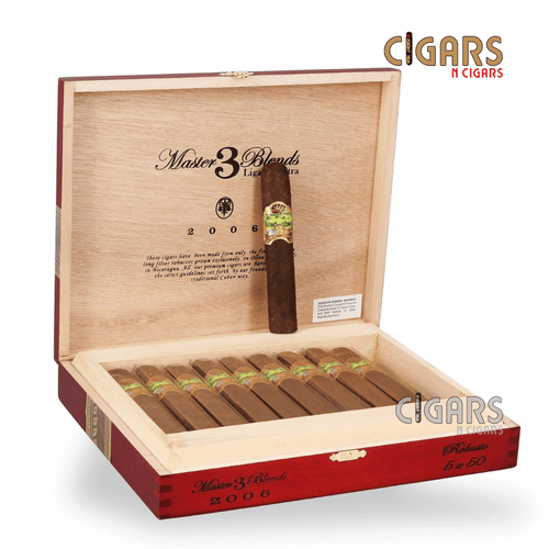 Oliva Master Blends 3 Robusto 5 x 50 box-pressed cigar