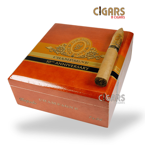 Perdomo Reserve 10th Anniversary Champagne Torpedo Cigar For Sale