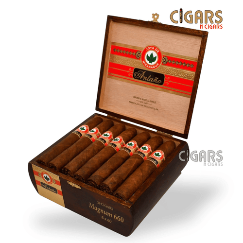 Joya de Nicaragua Antaño 1970 Magnum 660 Cigar For Sale