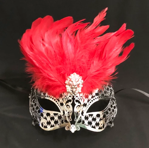 Venetian Lazer Cut Eye Mask With Red Feathers
