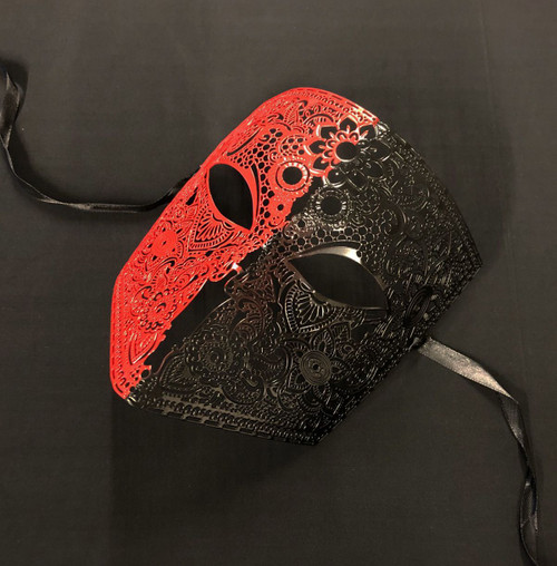Men's Venetian metal masks red and black