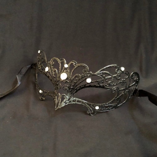 Luxury Metal Mask Black Or White