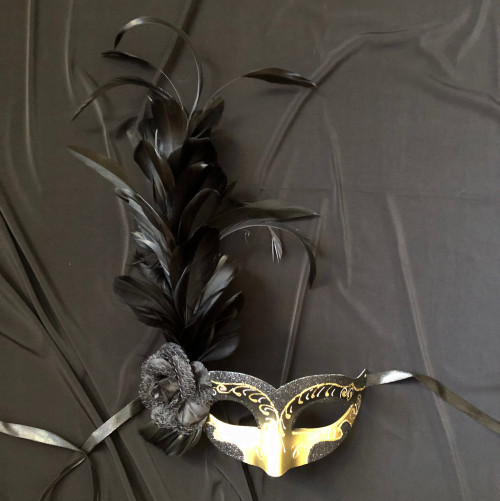 carnival feather mask black