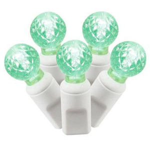 X6W9504 Vickerman - 25 ft 50-Light Outdoor Green LED G12 Christmas Light String - White Wire