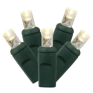X8G6701TPBG Vickerman - 34 ft 50-Light Outdoor Warm White LED Wide Angle Christmas Light String - Green Wire
