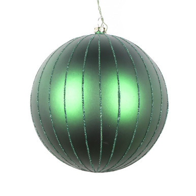 Vickerman MT211724D 5" Emerald Matte Glitter Ball Orn 4/bag