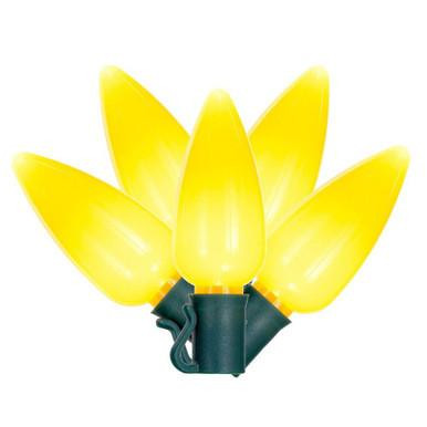 X12GC957 Vickerman - 25 ft 25-Light Outdoor Yellow LED C9 Christmas Light String - Green Wire