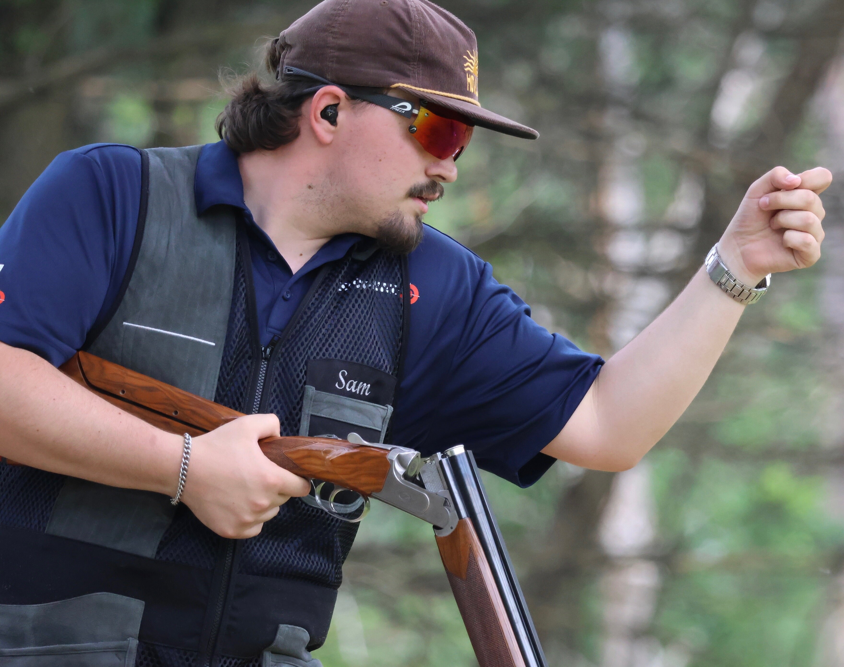 25% Off vest, gloves, tactical case