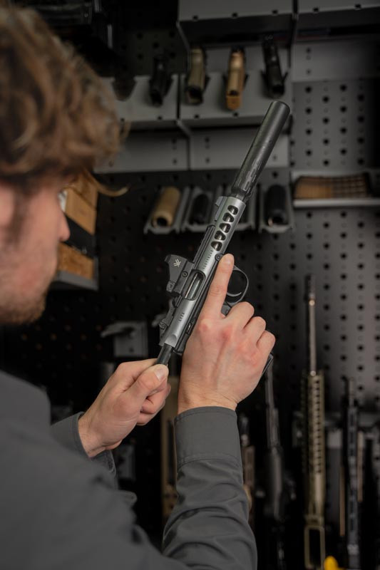 HuxWrx Flow 22 Ti Suppressor