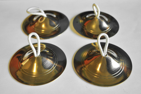 gold ZILLS finger cymbals belly dancing gypsy womens adult halloween costume gold ZILLS finger cymbals belly dancing gypsy womens adult halloween costume