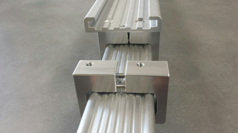 Traxstech LNC‑102 Narrow Gunwale Clamp