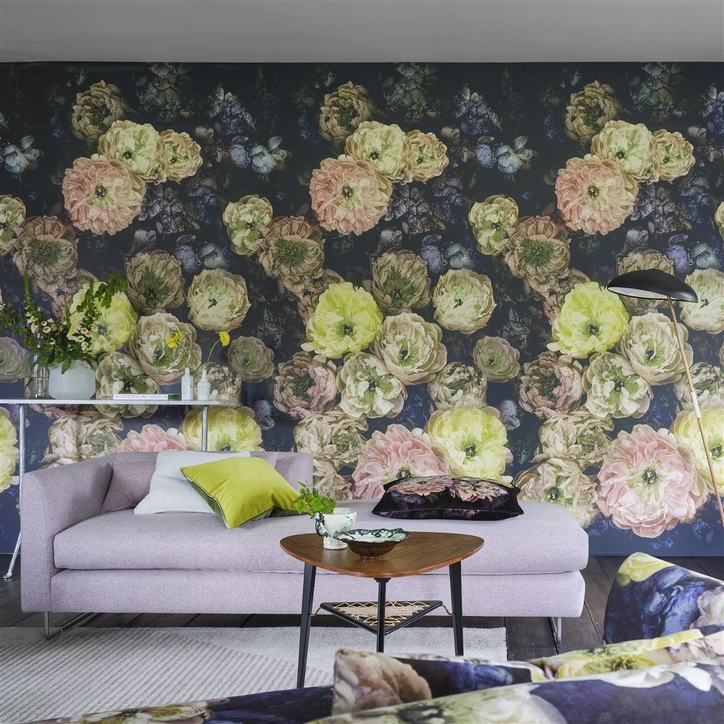 Designers Guild Le Poeme De Fleurs Wallpaper Pdg1107 02 Midnight