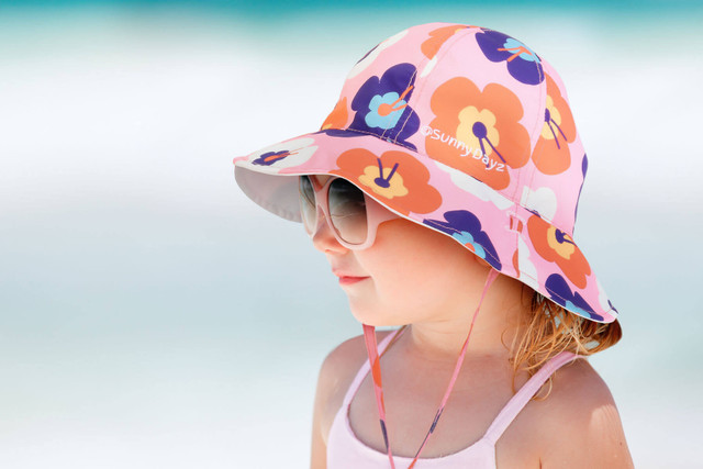 WHITE SANDS ♥RIBBON BUCKET HAT LOURES/追跡付 WHITE SANDS ♥RIBBON BUCKET HAT LOURES/追跡付 (WHITESANDS