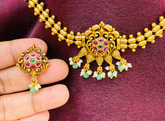 Prabhavathi  - Kempu  Antique  Necklace