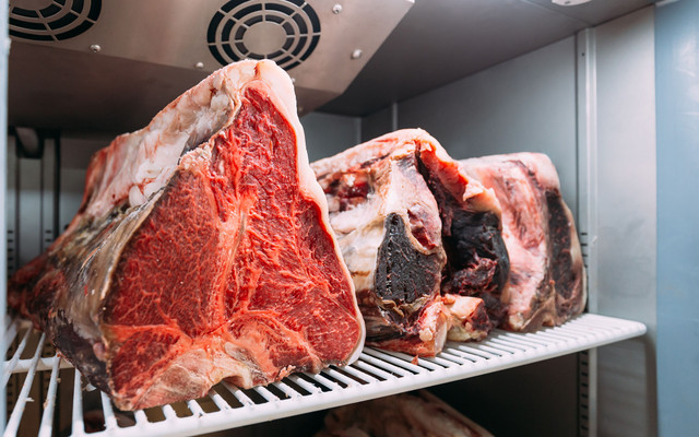 Discover the Difference Between Wet-Aged and Dry-Aged Wagyu Beef