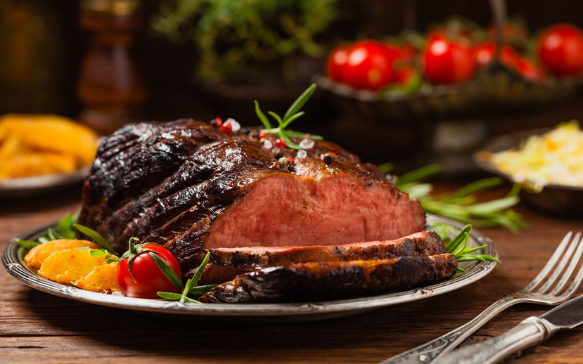 How To Serve a Memorable Holiday Roast 