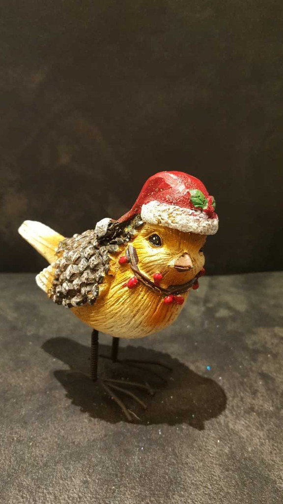 Christmas Robin Table Ornament Display 