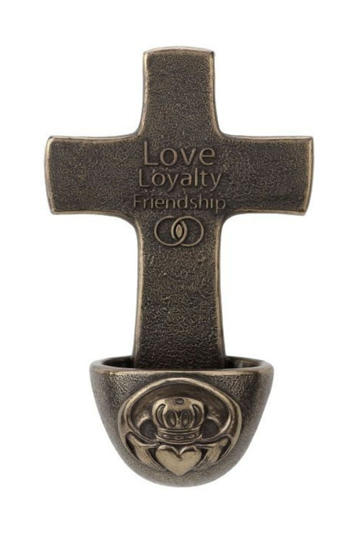 Genesis Claddagh Crucifixion Font 6.5" GN-9852