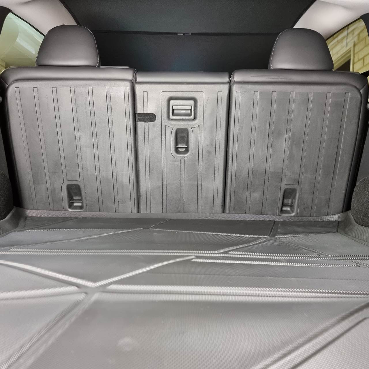 Back seat rear protectors for Tesla Model Y trunk
