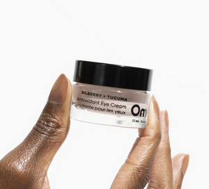 The antioxidants in our formula do an A+ job of reducing the appearance of fine lines, puffiness and dark circles. It’s more of a cream than a balm, so it absorbs easily and can be worn under makeup. Its colour comes from purely pressed bilberries.
IDEAL FOR: Puffiness, Fine Lines
SCENT: Fruity
HOW LONG WILL THIS LAST ME?
Full Size: 16 weeks; 1/4 pea size, twice a day
Mini Size: 6 weeks; 1/4 pea size, twice a day
BILBERRY EXTRACT
Delivers vital antioxidant activity.
TUCUMA BUTTER
Tucuma is packed with antioxidant polyphenols which means it's great for battling free radicals. It also has lots of fatty acids, so it can protect and moisturize your skin while keeping it supple. Tucuma butter is rich in lauric, myristic and oleic acids and is considered to have excellent cell regeneration properties.
PRICKLY PEAR SEED OIL
Extremely rich in vitamin E and fatty acids, this powerful oil neutralizes free radicals while plumping the skin and adding firmness.
Ingredients: Water (Aqua), Sclerocarya Birrea (Marula) Seed Oil, Camellia Sinensis Leaf Oil, Squalane, Aloe Barbadensis Leaf Juice, Rosa Centifolia (Rose) Flower Water, Vaccinium Myrtillus (Bilberry) Extract, Opuntia Ficus Indica (Prickly Pear) Seed Oil, Theobroma Grandiflorum (Cupuacu) Butter, Astrocaryum Tucuma Seed Butter, Cetyl Alcohol, Propanediol, Glyceryl Stearate, Punica Granatum (Pomegranate) Fruit Extract, Enteromorpha Compressa Extract, Caesalpinia Spinosa Gum, Glycerin, Benzyl Alcohol, Salicylic Acid, Glycerin, Sorbic Acid. The antioxidants in our formula do an A+ job of reducing the appearance of fine lines, puffiness and dark circles. It’s more of a cream than a balm, so it absorbs easily and can be worn under makeup. Its colour comes from purely pressed bilberries.
IDEAL FOR: Puffiness, Fine Lines
SCENT: Fruity
HOW LONG WILL THIS LAST ME?
Full Size: 16 weeks; 1/4 pea size, twice a day
Mini Size: 6 weeks; 1/4 pea size, twice a day
BILBERRY EXTRACT
Delivers vital antioxidant activity.
TUCUMA BUTTER
Tucuma is packed with antioxidant polyphenols which means it's great for battling free radicals. It also has lots of fatty acids, so it can protect and moisturize your skin while keeping it supple. Tucuma butter is rich in lauric, myristic and oleic acids and is considered to have excellent cell regeneration properties.
PRICKLY PEAR SEED OIL
Extremely rich in vitamin E and fatty acids, this powerful oil neutralizes free radicals while plumping the skin and adding firmness.
Ingredients: Water (Aqua), Sclerocarya Birrea (Marula) Seed Oil, Camellia Sinensis Leaf Oil, Squalane, Aloe Barbadensis Leaf Juice, Rosa Centifolia (Rose) Flower Water, Vaccinium Myrtillus (Bilberry) Extract, Opuntia Ficus Indica (Prickly Pear) Seed Oil, Theobroma Grandiflorum (Cupuacu) Butter, Astrocaryum Tucuma Seed Butter, Cetyl Alcohol, Propanediol, Glyceryl Stearate, Punica Granatum (Pomegranate) Fruit Extract, Enteromorpha Compressa Extract, Caesalpinia Spinosa Gum, Glycerin, Benzyl Alcohol, Salicylic Acid, Glycerin, Sorbic Acid.
