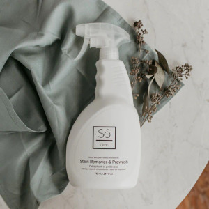 Só Clean - Stain Remover & Prewash uses powerful plant-based enzymes to safely remove stains from your clothing and fabrics. For use on all stains including grass, blood, wine, sauces, cooking oil, grease, baby food and more! Só Clean - Stain Remover & Prewash uses powerful plant-based enzymes to safely remove stains from your clothing and fabrics. For use on all stains including grass, blood, wine, sauces, cooking oil, grease, baby food and more!