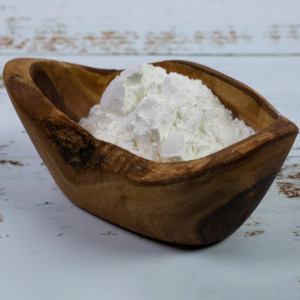 A naturally occurring starch, it is an ingredient in body powders, baby powders and many skin protective cosmetic products. A popular alternative to talc, corn starch is an exceptionally soft powder that is anti-caking and helps to soothe irritated skin and absorb excess moisture.
Ingredients: Zea Mays (Corn) Starch
*This product is for making body care products, NOT food grade* A naturally occurring starch, it is an ingredient in body powders, baby powders and many skin protective cosmetic products. A popular alternative to talc, corn starch is an exceptionally soft powder that is anti-caking and helps to soothe irritated skin and absorb excess moisture.
Ingredients: Zea Mays (Corn) Starch
*This product is for making body care products, NOT food grade*