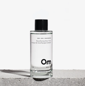Om Organics BHA + AHA + Niacinamide Resurfacing Glow Tonic