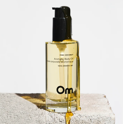 Body oils excel at convenience. Keep this close to your shower and apply on wet skin to lock in water. It absorbs fully, leaving nothing behind but a glow. Replenish parched skin after a day at the beach, try it on your decolletage and shoulders before a night out, or let it help you travel light as a body oil, bath oil, face oil and hair oil.

Key Ingredients • 100% Organic

MEADOWFOAM OIL
Locks in moisture and allows entire formulas to penetrate deep into the skin. The oil composition is strikingly similar to that of sebum, which balances the overall functioning of your skin.

JOJOBA OIL
Rich in beauty-boosting vitamins A, E and D, plus antioxidants and fatty acids, jojoba oil is able to penetrate deeply, reaching below the top layer of skin for maximum nourishment.

OLIVE SQUALANE
A luxurious emollient that lubricates and moisturizes the skin while acting as a natural guard against irritants and pollutants. Olive Squalane deeply soothes and moisturizes without leaving an oily finish. It helps slow down transepidermal water loss and boosts skin moisture, making the complexion look more radiant and nourished.