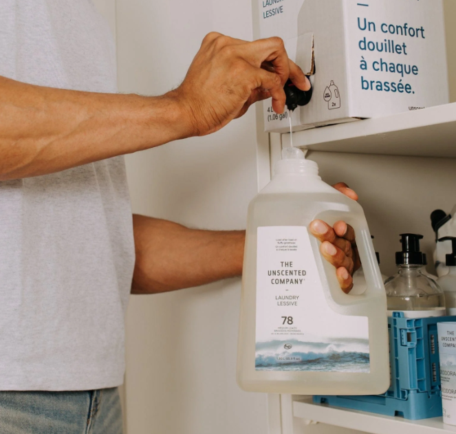 Load after load of fluffy goodness. Powerful, tough on stains, colour-safe and effective even in cold water, our biodegradable concentrated laundry detergent is suitable for both HE and standard washers. Made with plant-based ingredients and packaged in 25% Post Consumer Plastic, this hypoallergenic formula is cloth diaper friendly. Fragrance, dye and phosphate free.