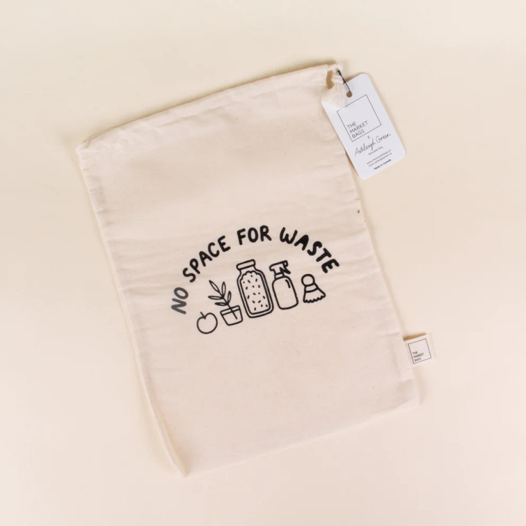 MAKE A STATEMENT with these printed reusable bags featuring feel good messages designed by artist Ashleigh Green. This large organic cotton muslin bulk bag is excellent for all of your bulk food needs. From dry goods like pasta and nuts to fresh produce - this bag does it all.

Materials: 100% GOTS Certified Organic Cotton Muslin

Dimensions: 10"Wx13"T

Care: Machine or hand wash cold and lay flat to dry

Made In: Kelowna, BC, Canada