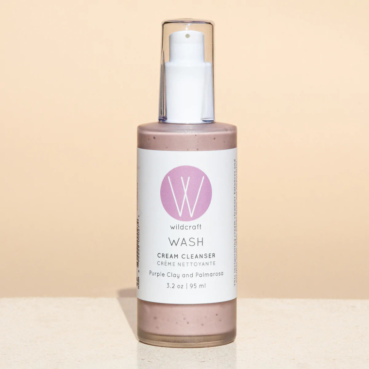 Your daily cleanser for a clear, invigorated, hydrated complexion. Best for combination or oily skin.

Wake up your skin. This cream face wash is formulated with a powerful blend of clarifying botanicals and clays to wash away surface impurities and balance oil production. Naturally-occurring salicylic acid (found in willow bark) gently exfoliates to deliver a deep cleanse you can see and feel while soothing chamomile and palmarosa help calm irritation caused by breakouts so you can start every morning feeling clean, radiant, and ready to take on the day.

Benefits & Effects: Cleansing, Clarifying, Balancing




Ingredients: Purified water, Orange flower water*, Comfrey* and Calendula* infused Jojoba oil*
Glycerin*, Ecocert approved olive derived Vegetable wax (cetearyl olivate and sorbitan olivate), Castor oil*, Kaolin (Mediterranean purple clay and rose clay), Willow bark extract, Ecocert approved broad spectrum natural preservative** (benzyl alcohol, glyceryl caprylate and glyceryl undecylenate), Chamomile flower extract, Rice powder*, Rosemary leaf extract, Ecocert approved Vitamin E oil, Papaya fruit extract, Palmarosa* and Bergamot essential oils, Xanthan gum, Citric acid

*organic

**Benzyl alcohol is an organic, ethanol-free alcohol that occurs naturally in some fruit. It is a natural preservative in our formula that is gentle enough for sensitive skin.

**Glyceryl caprylate and glyceryl undecylenate is a synergistic combination of glyceryl monoesters, derived from vegetable glycerin and fatty acids, that boost the preservative action and add emolliency to our formula.

Vegan
74% organic
Certified cruelty-free

Size: 3.2oz | 95ml