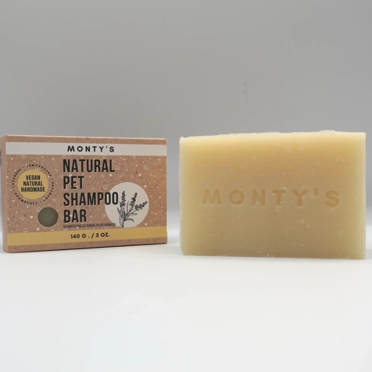 Leave your pet squeaky clean with our natural pet shampoo bar! Made from all natural, Vegan ingredients, this soap bar is designed to be used on your pet during bath time. Naturally scented, this bar creates a beautiful lather and leaves your pets coat smooth, silky, shiny and most importantly CLEAN!