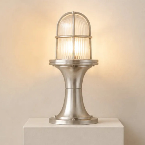 Wellington Post Lantern (Satin Nickel)